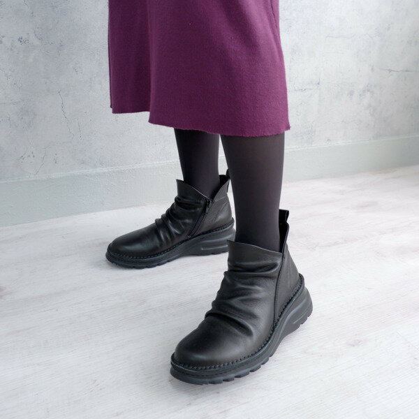 撥水レザーハイカットスニーカー/6113／モードカオリ（MODE KAORI）