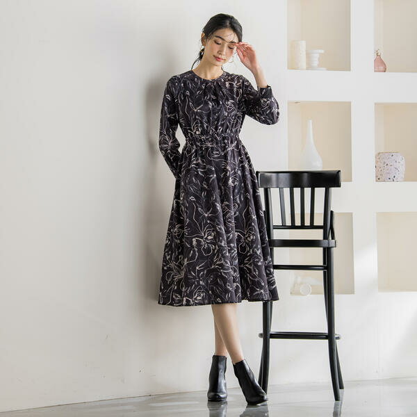 ドローイングフラワープリントワンピース　≪手洗い可能≫／ケティ（ketty）のサムネイル