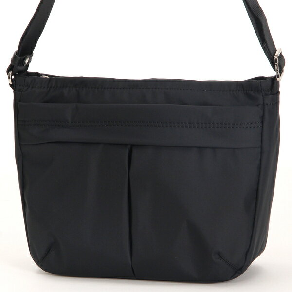 ナイロンタフタショルダーバッグ　ミディアム／イザック（Y'saccs）