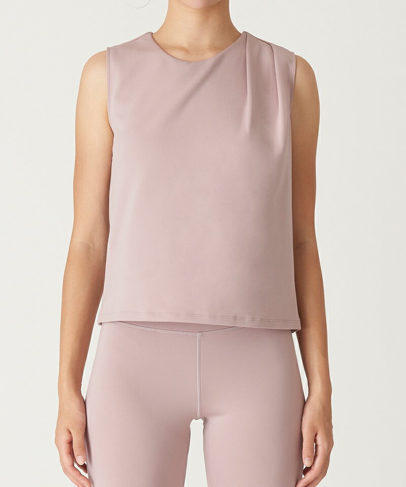 [型番:RF-L007T]汗を素早く吸ってベタ付きを軽減し柔らかな伸縮性が肌にやさしくなじみます。地球環境に配慮した、よりスマートな素材を求めている次世代のニーズに応える、機能性とサステナビリティを兼ね備えた高機能素材です。■ウエストラインを隠せる丈とシルエット■露出控えめのタンク型■差し込みカップ付きヨガでの運動性、快適性を考慮した2wayラインこれからの未来のため、[ サステナブル ]な素材を取り入れ快適な「着ごこち」と「機能性」を表現。今シーズンはソフトな肌ざわり、軽量感が心地よい、生地の88％がリサイクルポリエステルで構成された2wayストレッチ素材を採用しました。地球環境に配慮しながらも、快適な機能性と繊細なタッチを実現した次世代のファブリックです。■カラー：スモーキーピンク＜Mサイズ＞ 前身丈55.5 後身丈55.0 胸幅(前)52.0/(後)40.0 スソ幅47.5＜Lサイズ＞ 前身丈57.5 後身丈57.0 胸幅(前)53.5/(後)41.5 スソ幅48.5※(　)で表記されている数字はヌードサイズです。ヌードサイズとは衣服を身につけない身体のサイズです。お客様ご自身の身体サイズと比較してお選びください。 ■素材： ポリエステル 88% ポリウレタン 12% ■お手入： &nbsp;&nbsp;&gt;&gt;商品のお取り扱い方法 ■原産国：【Realstone/リアルストーン】スリーブレストップ ／リアルストーン（REALSTONE）スモーキーピンクチャコールグレー画面上と実物では、多少色具合が異なって見える場合がございます。