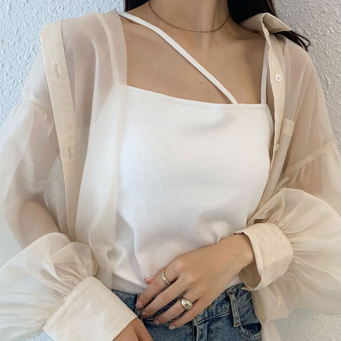 【取り外し可】カップ付き変形キャミ／ジュノア（JUNOAH）のサムネイル