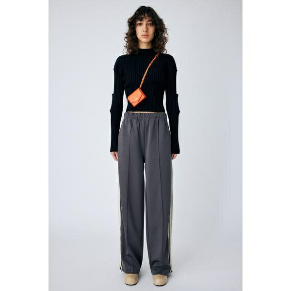 POCKET DETAIL CROPPED ニット／マウジー（MOUSSY）のサムネイル