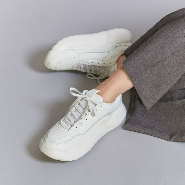 ＜UGG＞ウィメンズ LA CLOUD TRAINER/スニーカー／ビューティ＆ユース ユナイテッドアローズ（BEAUTY＆YOUTH）のサムネイル