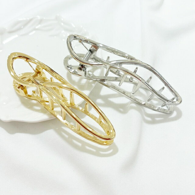 メタルインフィニティモチーフクリップ／ピニーパール（Pinny Pearl）