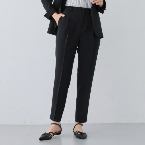 【定番スーツ／UVケア／洗える】ウール調タックテーパードパンツ／インディヴィ（INDIVI）