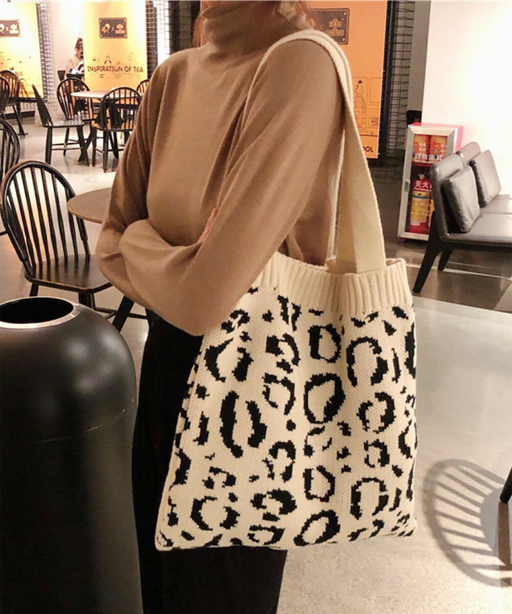 レオパード柄のa4サイズの入るニットトートバッグ／アイモハ（aimoha）のサムネイル
