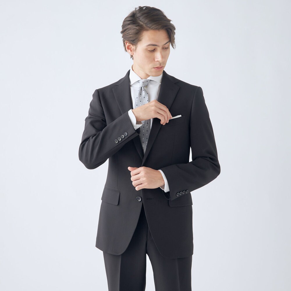 【リクルート/就活にも】洗える2釦ノータックスーツ ブラック無地 黒無地 ストレッチ ノーアイロン／コナカ（konaka）