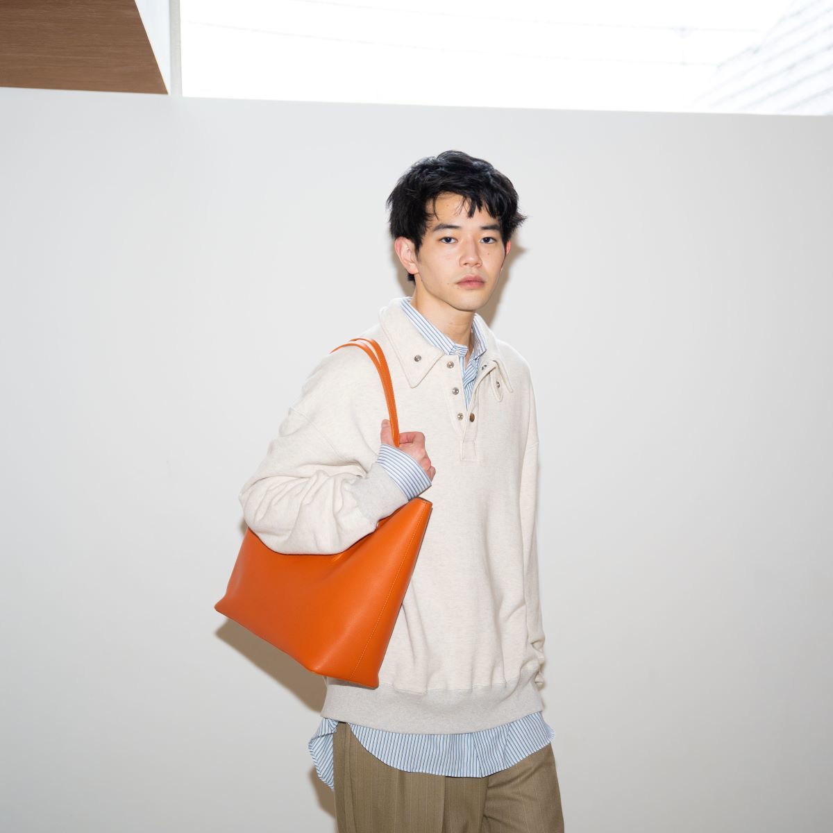 マイクロファイバーレザートート／ゾンネ（SONNE）