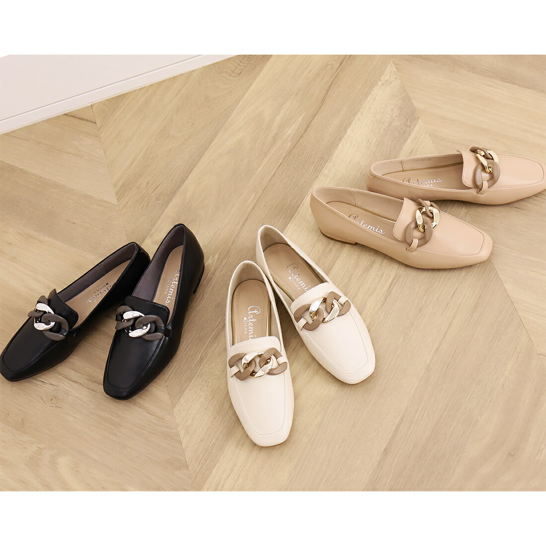 新品未使用　今季DIANAダイアナ　ビット付モカパンプス　21.5cmグレージュ モカフラットシューズ | アルテミス by ダイアナ(artemis by DIANA