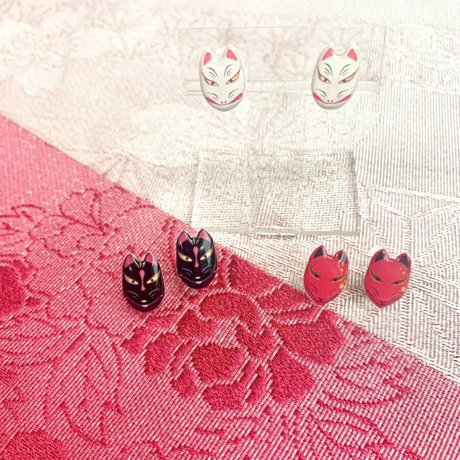 狐面樹脂ノンホールイヤリング／和小物マルシェ（Wakomono Marche）のサムネイル