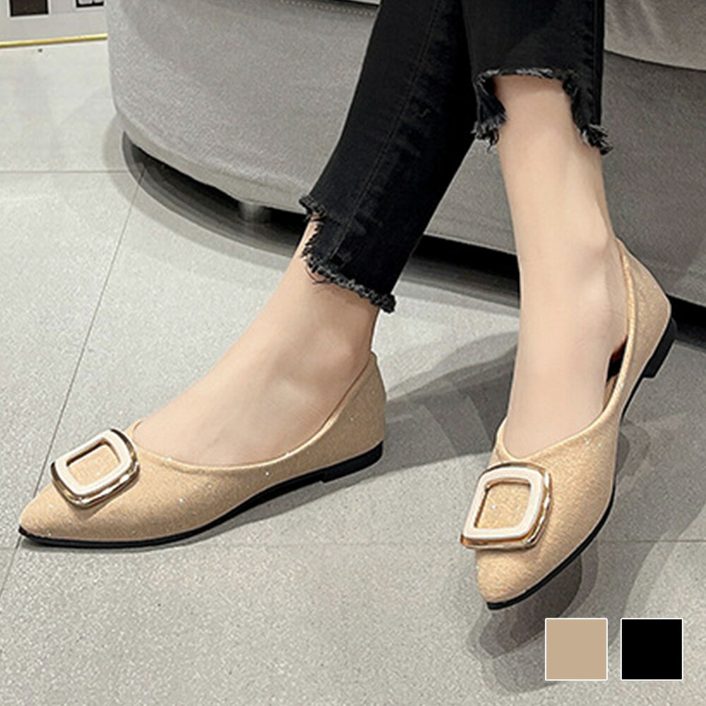 ポインテッドトゥバックルパンプス／アミュレット（Amulet）