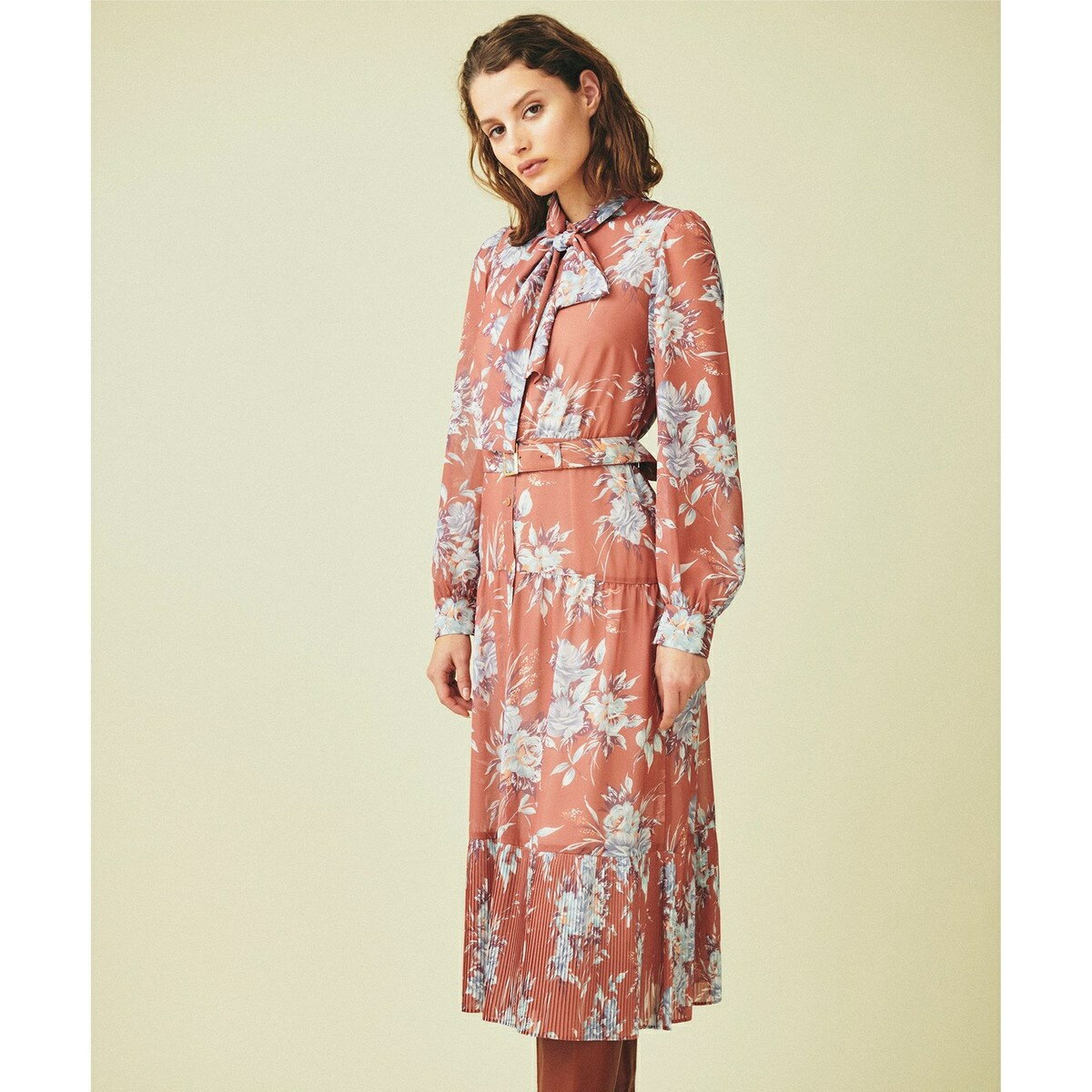 レトロブーケワンピース／グレースコンチネンタル（GRACE CONTINENTAL）のサムネイル