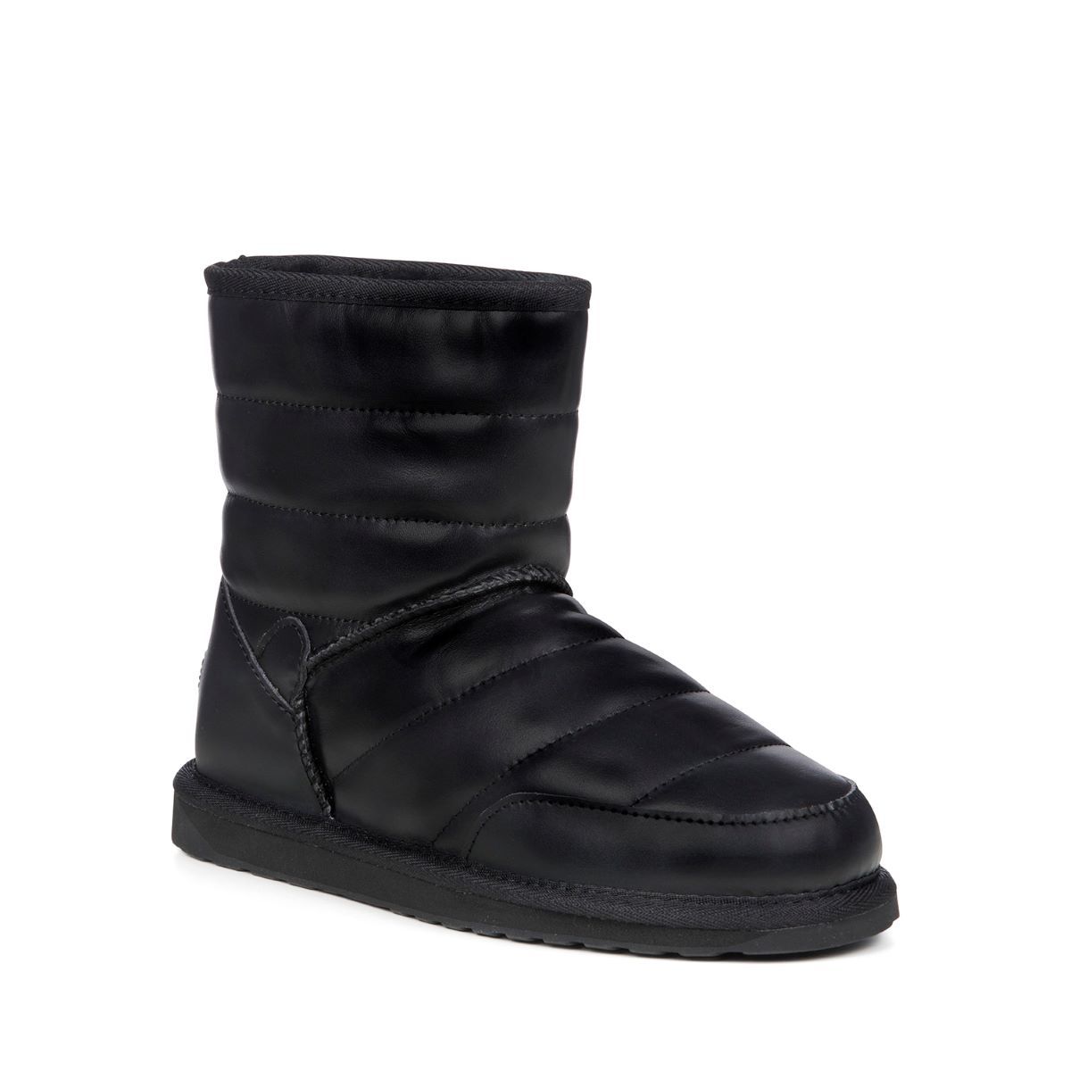 Narelle／エミュオーストラリア（EMU Australia）