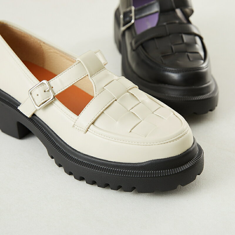 編み込みTストラップシューズ/31306／オリエンタルトラフィック（ORiental TRaffic）