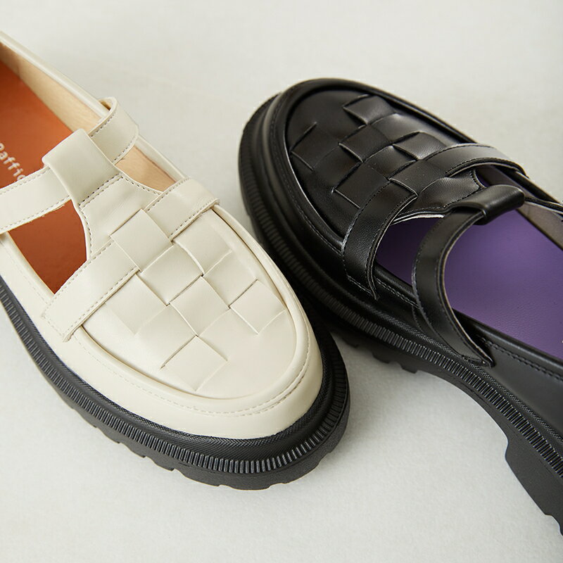 編み込みTストラップシューズ/31306／オリエンタルトラフィック（ORiental TRaffic）