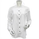 [型番:BL01H700AB14K1S]白生地にネイビー釦が映える爽やかなホワイトシャツ。ワンポイントにネイビーやブルーを取り入れて統一感のあるコーデに。SHEER LESS -透け防止レディース-淡色シャツの透け感を軽減してくれる大人気の透け防止レディースシャツ。UVカット生地でどんな季節もお洒落で自由な着こなしが楽しめます。【衿型】スキッパー衿(衿羽根小さめ)【仕様】カフリンクス使用可能前身頃ダーツなし・後身頃ダーツ入り【BRICK HOUSE by Tokyo Shirts / ブリックハウス バイ トウキョウシャツ】業界トップ水準を誇るノーアイロンの形態安定加工は自宅で洗濯可能でお手入れ簡単！高度な縫製技術を用いた高付加価値シャツでありながら選ぶことを気軽に楽しめます。ベーシックから多様なデザインまで幅広いバリエーションで豊富なサイズ展開で、ディテールの隅々にまで織り込んで一枚一枚丁寧に仕立てられたシャツです。【商品のお気に入り登録（ハートマークをクリック）】登録すると、一時完売しても再入荷時に通知を受け取ることができます。更に、お気に入りリストより登録した商品の価格情報や在庫状況などの確認もできますので、ぜひご利用ください！【お気に入りショップの登録】新商品入荷やセールなどの情報をいち早く受け取ることができますので、是非ご登録ください。■カラー：ホワイトS衿回り36、肩幅38、バスト92、ウエスト79、着丈64、長袖裄76M衿回り37、肩幅40、バスト95、ウエスト83、着丈64、長袖裄77L衿回り38、肩幅42、バスト100、ウエスト89、着丈65、長袖裄78LL衿回り39、肩幅44、バスト105、ウエスト95、着丈65、長袖裄79XL衿回り40、肩幅46、バスト116、ウエスト106、着丈65、長袖裄79※(　)で表記されている数字はヌードサイズです。ヌードサイズとは衣服を身につけない身体のサイズです。お客様ご自身の身体サイズと比較してお選びください。 ■素材： ポリエステル65% 綿35% / 形態安定加工 ■お手入： 家庭洗濯(洗濯機洗い、手洗い)&nbsp;&nbsp;&gt;&gt;商品のお取り扱い方法 ■原産国： 中国【透け防止】 形態安定 スキッパー衿 長袖 レディースシャツ／ブリックハウス（BRICKHOUSE）ホワイト画面上と実物では、多少色具合が異なって見える場合がございます。
