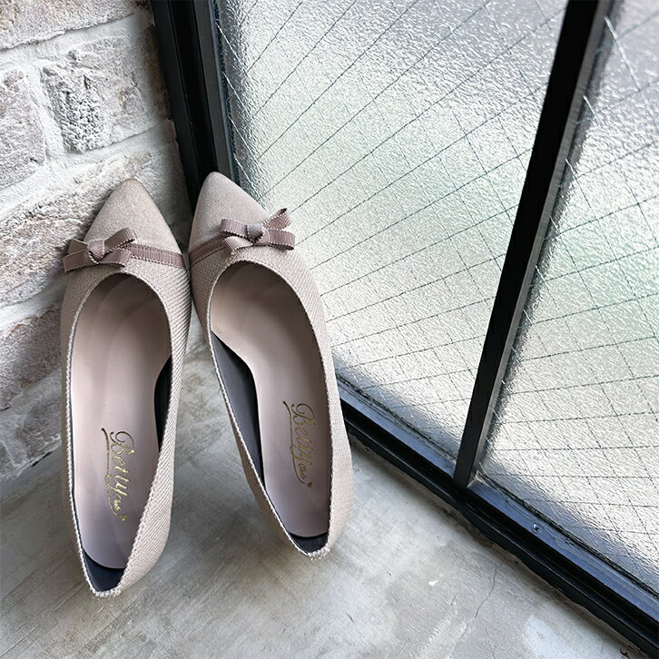 【23秋冬新作】サイドリボン コンビネーションパンプス／ベティクラブ（BETTYCLUB）