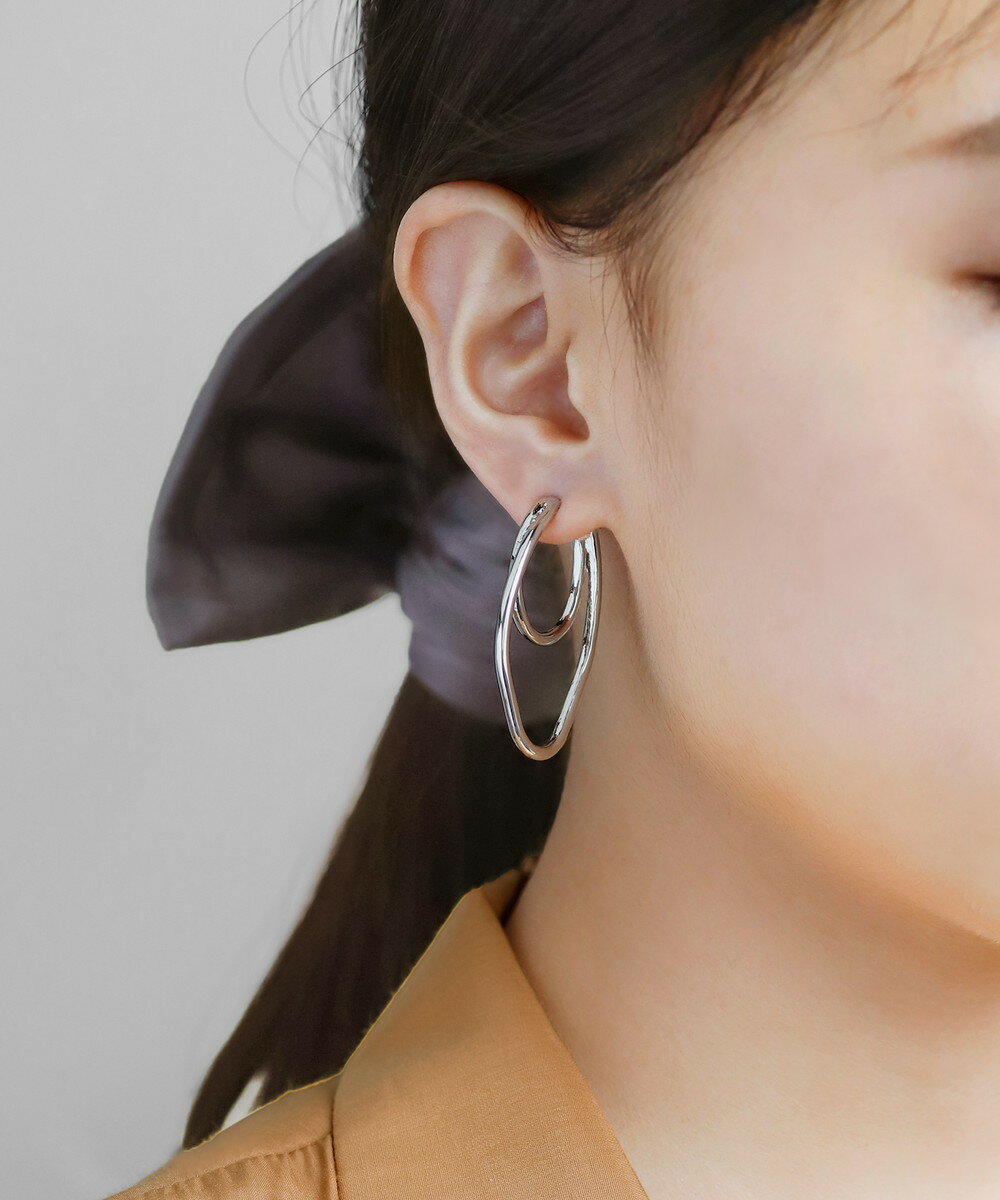 ダブルラインプッシュイヤリング／アネモネ（ANEMONE）