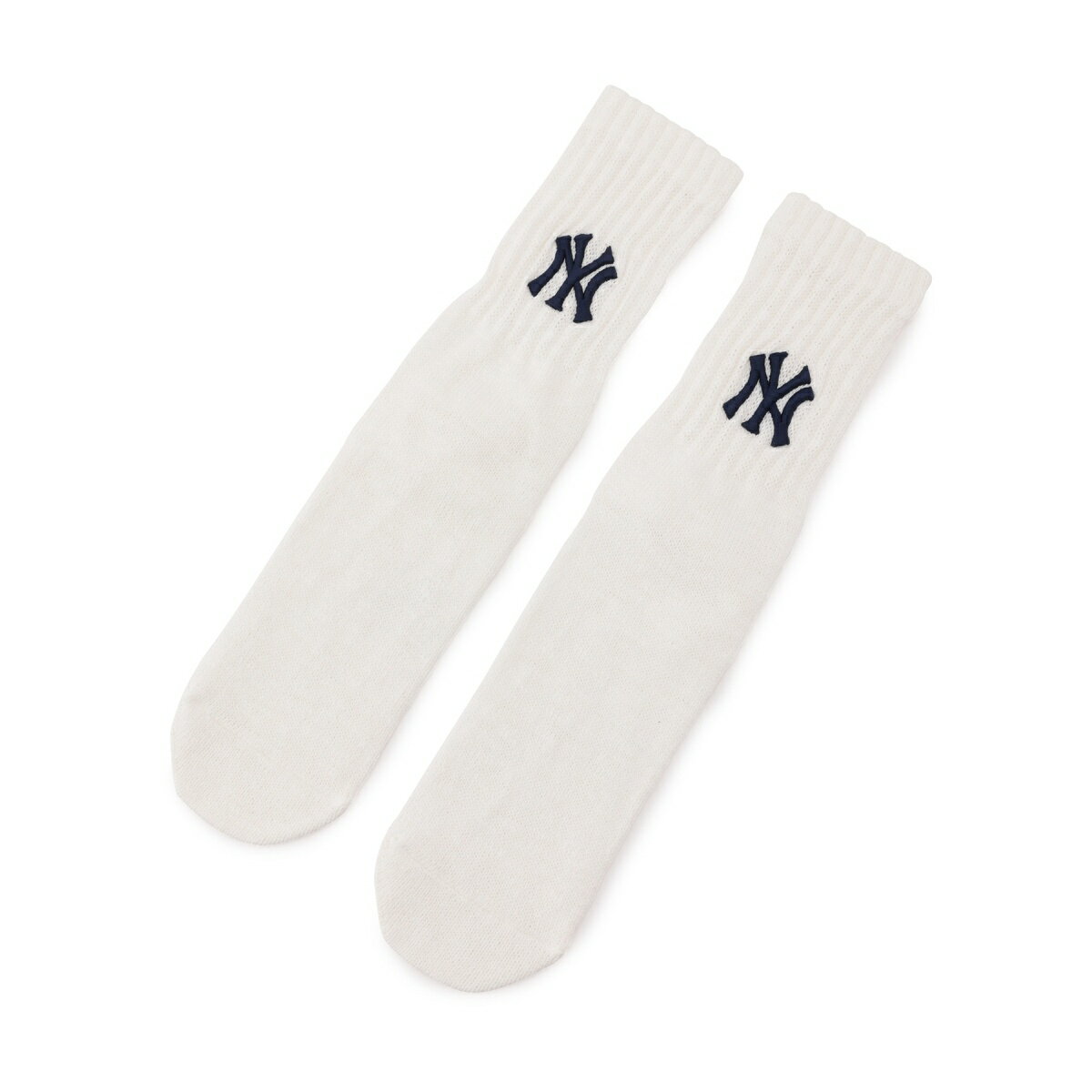 [型番：BHR73130]ROSTER SOX×MLB MLB 3D LOGO SOCKS / MLB-170MLBのチームカラーと正面にデザインされたロゴ刺繍が印象的なソックス。【サイズ】S：23-25cmM：25-27cm【生産国】日本 【ROSTER SOX （ロスターソックス)】2012年創業の日本の小物メーカーが手がける靴下専門のブランド。野球用語で1軍登録を意味するROSTER(ロスター)。ソックス業界においてメイドインジャパン、機能性に特化し、デザインとクオリティーで1軍として活躍したいという願いが込められている。スポーツソックスをルーツとした機能性とデザイン性の融合、デザイナーの野球への熱がアイテムに注ぎ込まれている。■カラー：4色展開M／高さ 筒丈21.8 | cm25〜27S／高さ 筒丈21.8 | cm23〜25※(　)で表記されている数字はヌードサイズです。ヌードサイズとは衣服を身につけない身体のサイズです。お客様ご自身の身体サイズと比較してお選びください。 ■素材： コットン・アクリル ■お手入： &nbsp;&nbsp;&gt;&gt;商品のお取り扱い方法 ■原産国： 日本