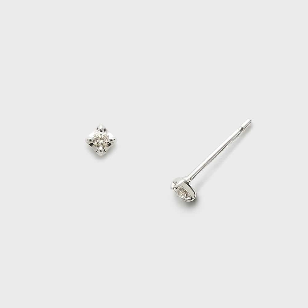 ノジェス ピアス シルバーダイヤモンドピアス（0.03ct）／ノジェス（NOJESS）
