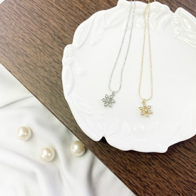 結晶モチーフプチペンダント／ピニーパール（Pinny Pearl）