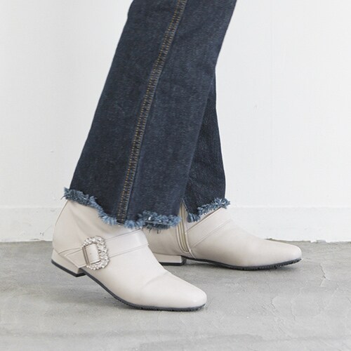 ふかふかインソール/ビジュー付きショートブーツ／ソロット（SOROTTO）