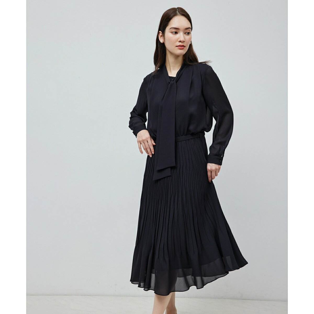 ジョーゼットシフォンプリーツワンピース【セレモニー対応】