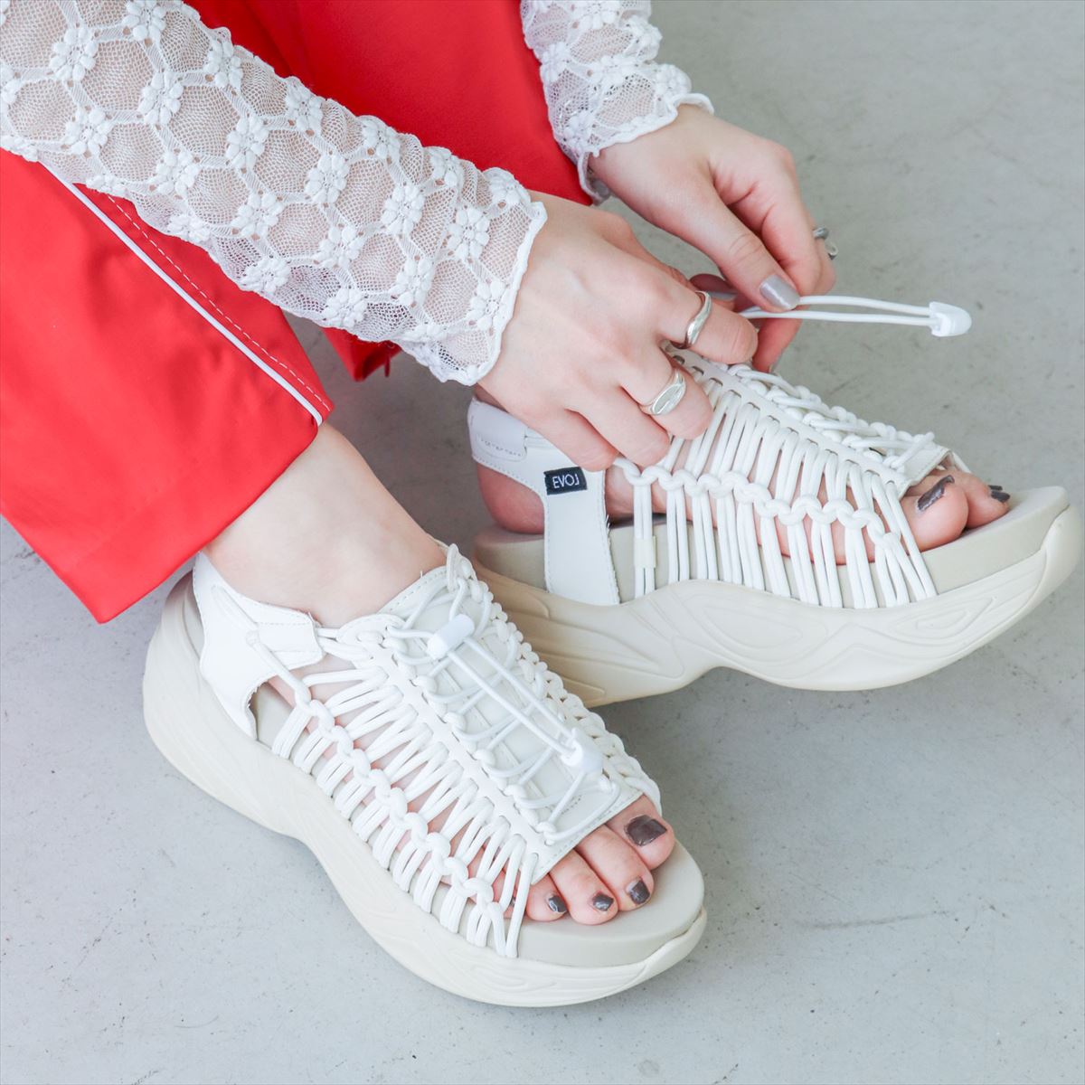 【EVOL】コードスニーカーソールサンダル IW5289／E