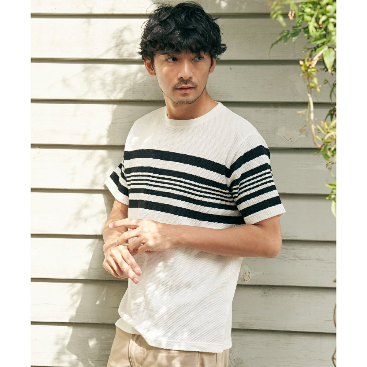 パイナップルパネルボーダーTシャツ／イッカ（ikka）