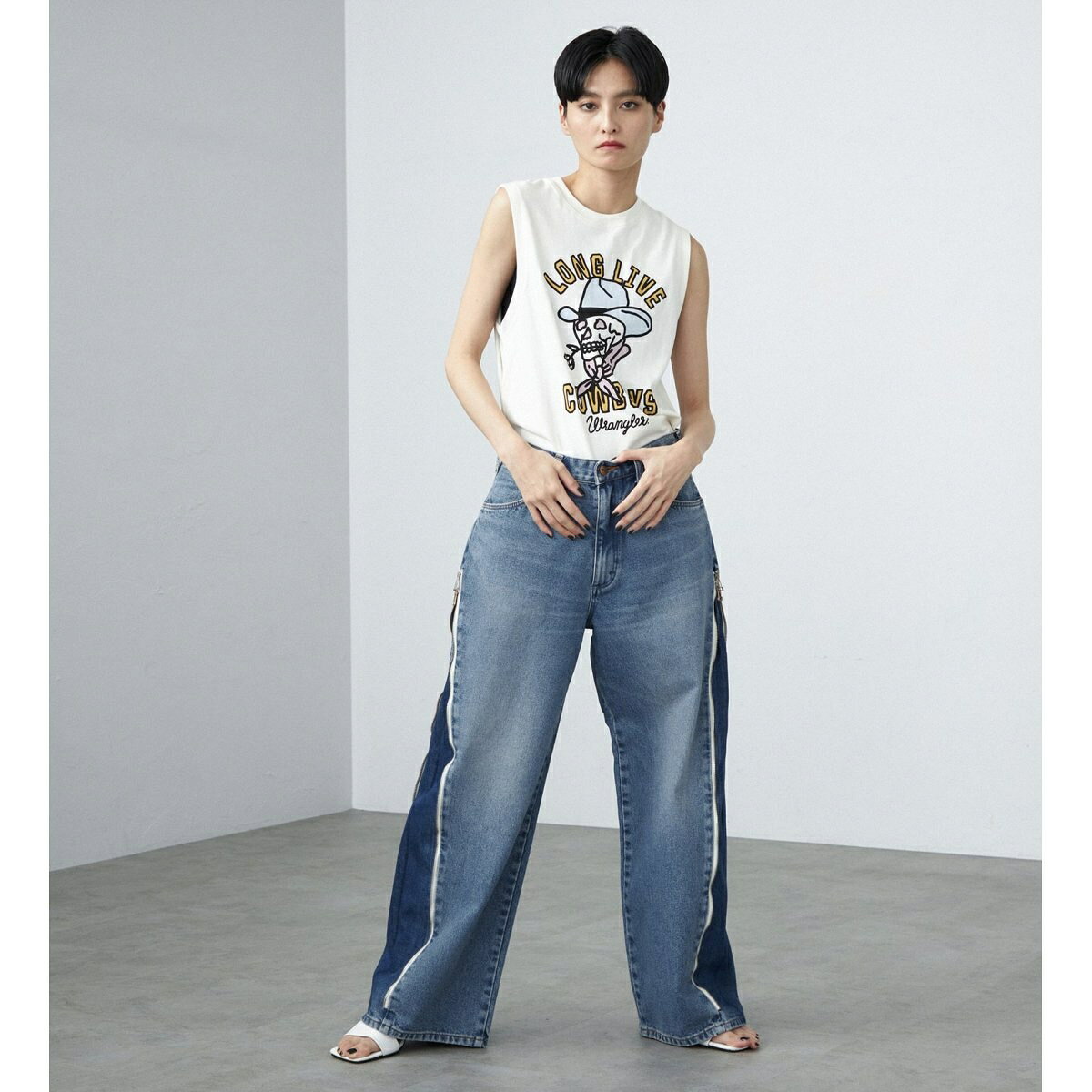 【ZOZO】【ユニセックス】リメイクサイドジップフレアージーンズ／ラングラー（Wrangler）