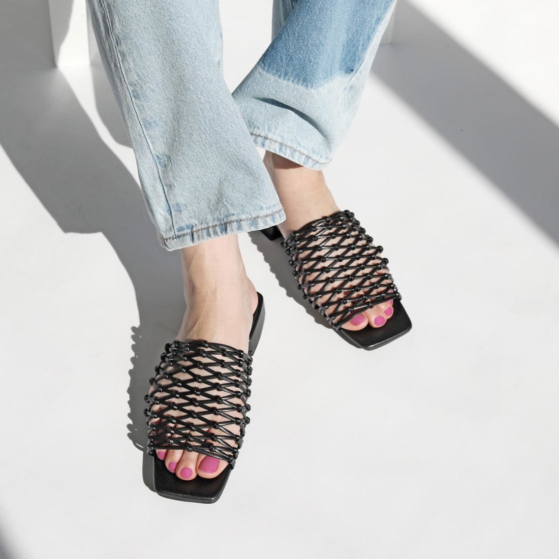 ストレッチメッシュサンダル／リーカ（RiiiKa）