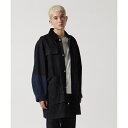 [型番：7884154214]YOKE／ヨーク／DENIM COVERALL HALF COAT袖のカラーの切り替えが特徴的なハーフコート。20世紀後半に活動したフランスの美術家であるマルタン・バレの作品より着想したデザイン。コーデュロイの襟とカバーオールに見られる重なったポケットがアクセントになっています。生成のデニム生地の上から白の色味を乗せており、着用毎に色落ちや経年変化ををお楽しみいただける一着です。YOKE／ヨークブランド名のYOKE／ヨークは、『繋ぐ』『絆』『洋服の切り替え布』などの意味。つなぐ をコンセプトに2018AWにブランドをスタート。『 モノがヒトをつなぎ、ヒトがヒトをつなぎ、ヒトがモノをつなぐ 』ブランドのアイテムがいろんな人たちに繋がっていって欲しいという思いを込めている。ニットアイテムをメインにし、ユニセックスで着こなせる上質なアイテムを提案します。■カラー：ブラック、ホワイト2：バスト/126CM 着丈/88CM 肩幅/53CM 袖丈/60CM※(　)で表記されている数字はヌードサイズです。ヌードサイズとは衣服を身につけない身体のサイズです。お客様ご自身の身体サイズと比較してお選びください。 ■素材： cotton100％ ■お手入： &nbsp;&nbsp;&gt;&gt;商品のお取り扱い方法 ■原産国： 日本YOKE／ヨーク／DENIM COVERALL HALF COAT／ガーデン（GARDEN）ブラックホワイト画面上と実物では、多少色具合が異なって見える場合がございます。