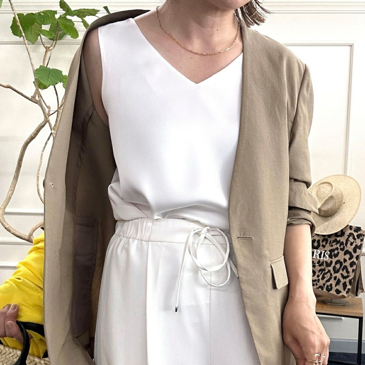 オトナサテン2WAYタンクトップ／ノーリーズ（NOLLEY'S）のサムネイル