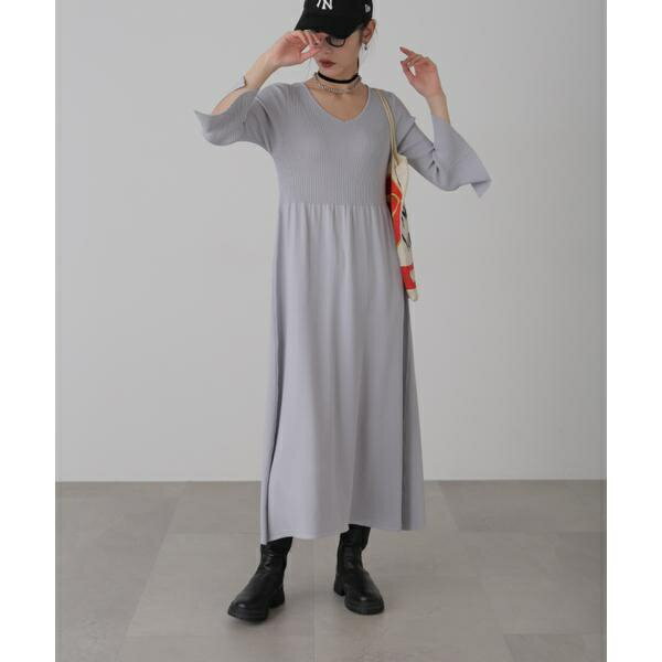 フレアスリーブVネックリブニットワンピース/フリーズマート(Free's Mart)