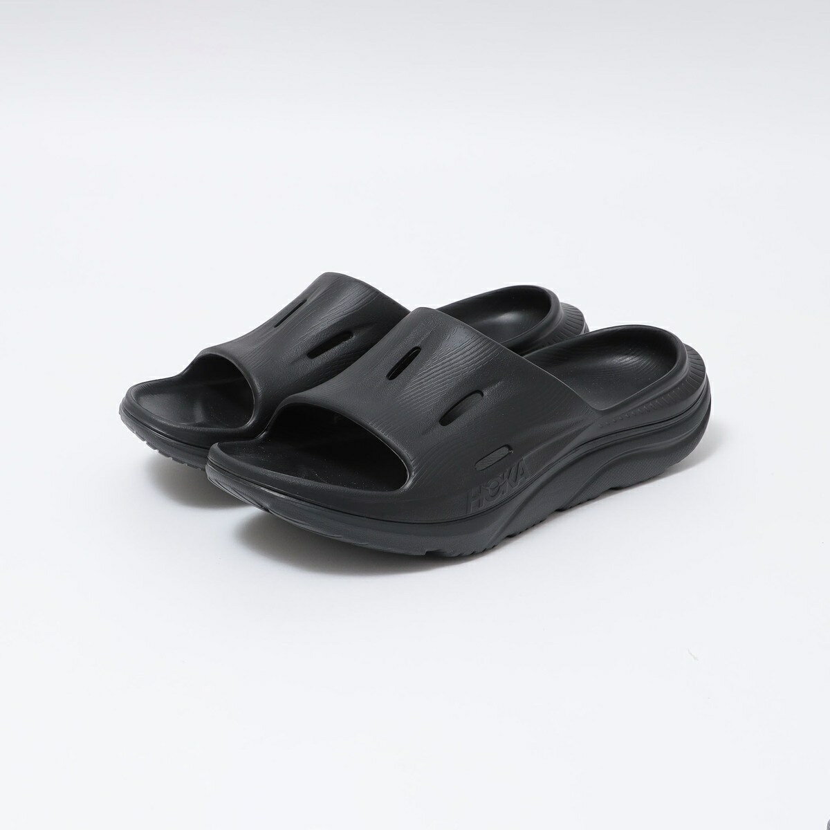 HOKA: U ORA RECOVERY SLIDE 3／シップス（SHIPS）