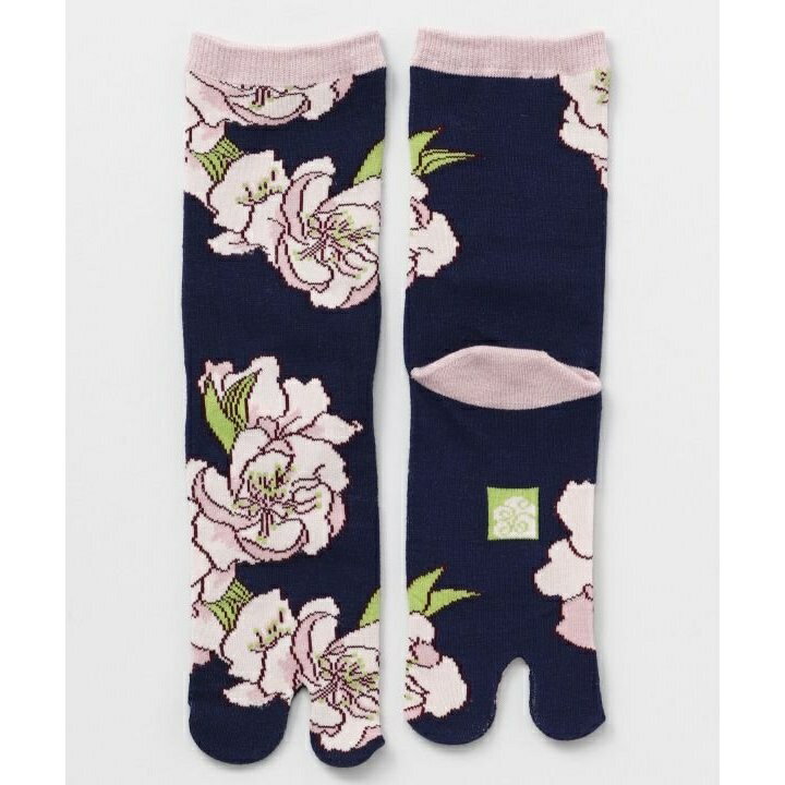 [型番：7JKP2151-2024]日本の四季をより身近に感じられる花に見立てた色彩。桃の花言葉は「気立ての良さ」春めいた色彩で足元を華やかに演出します。日本人の足にしっかり馴染む。足袋特有の履き心地。古くて新しい奈良の靴下です。■カラー：...