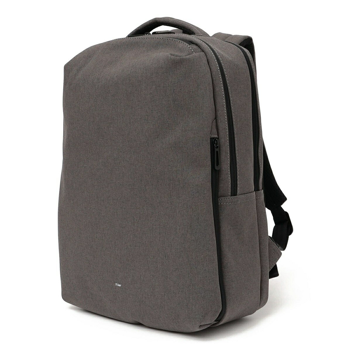 [型番：718430117]【素材特性】本来はスーツやジャケットに使われている生地を海外から輸入し、日本国内でも数件しか行えない特殊な加工により上質な生地感はそのままに、型くずれしにくくなおかつ撥水性を持たすことでより長く使用できるクオリテ...