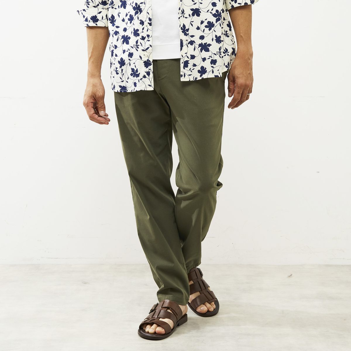麻混ハイパーストレッチワンタックイージーテーパードパンツ/メンズメルローズ(MEN'S MELROSE)