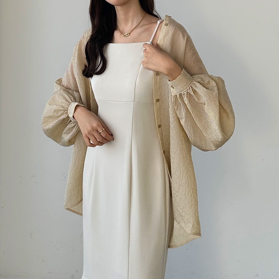 louere ノーカラーストライプシアーシャツ／ルエレ（Louere）