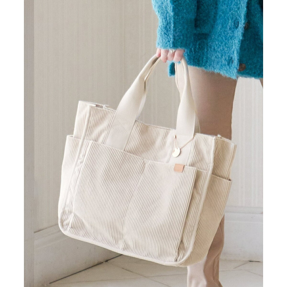 コーデュロイビッグトートバッグ／イッカ（ikka）