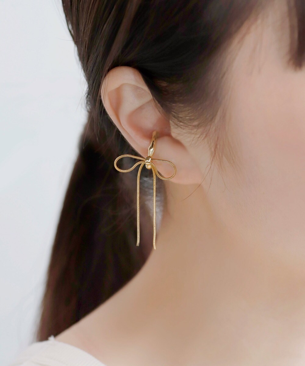 チェーンリボンイヤーカフ／アネモネ（ANEMONE）