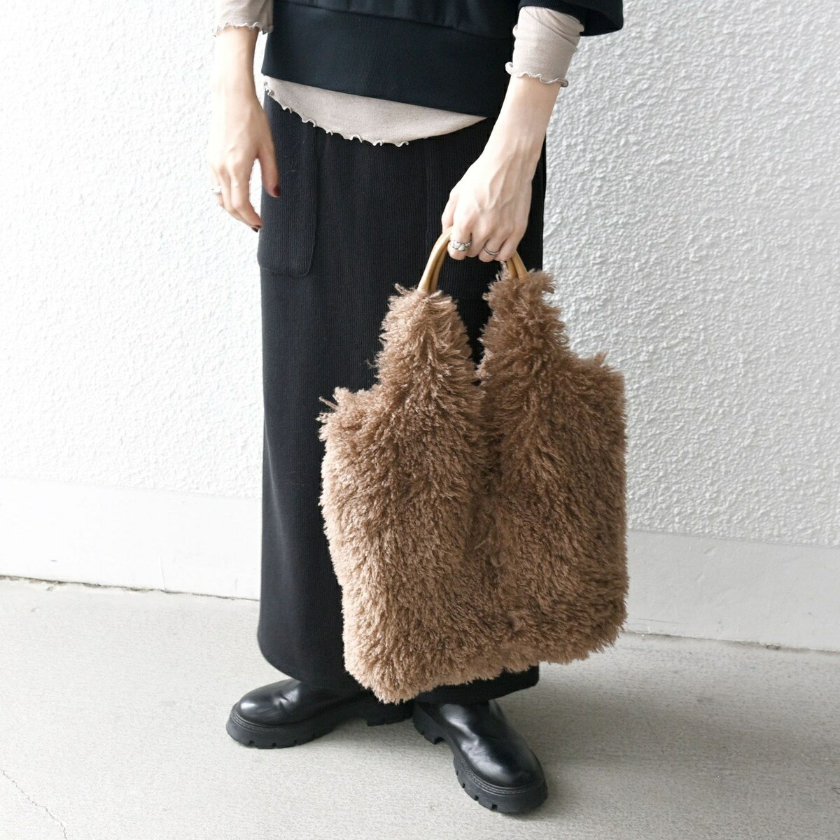 SHIPS any: フェイクファー スクエア トート バッグ／シップス エニィ（SHIPS any）