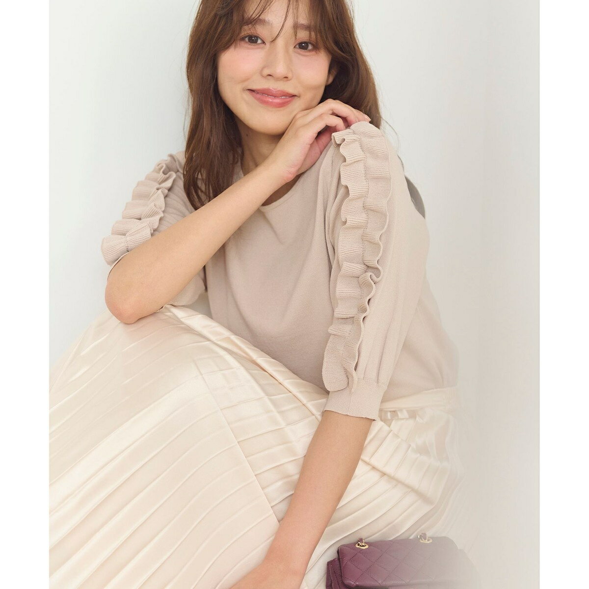 【洗える】フリルスリーブニット／フェルウ（Feroux）