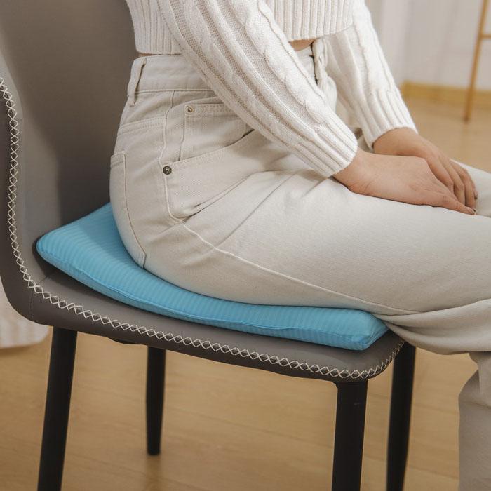 淡雪生クッション 低反発接触冷感クッション 四角/バックヤードファミリー(BACKYARD FAMILY)