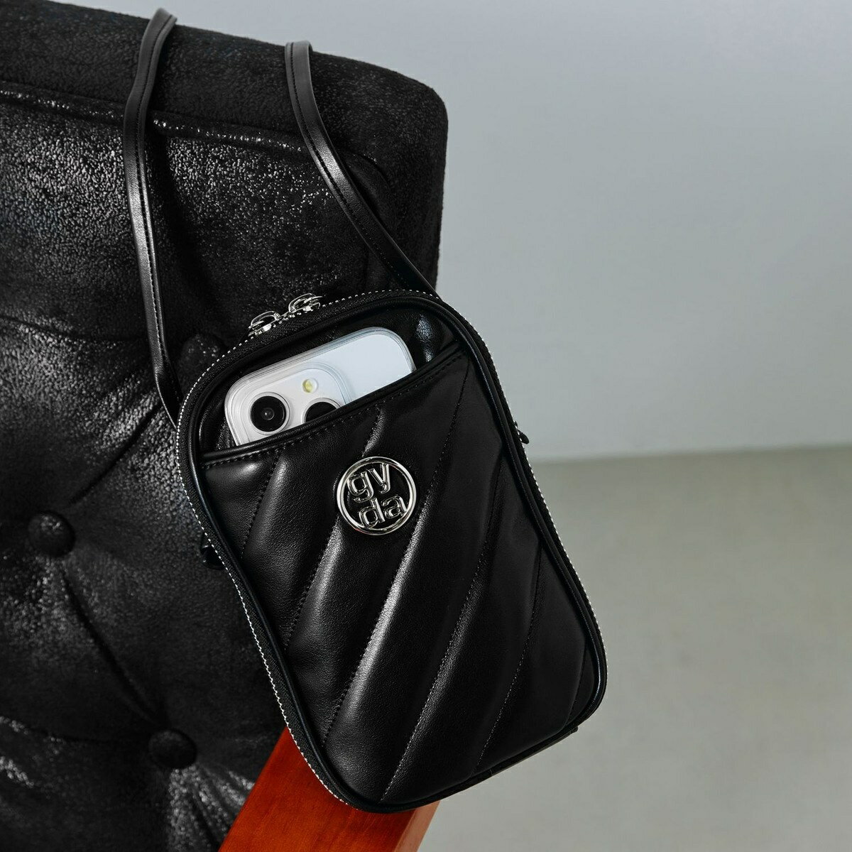 GYDA(ジェイダ)スマホショルダー マルチポシェット GY-B245 キルティングメタル／ジェイダ（GYDA）