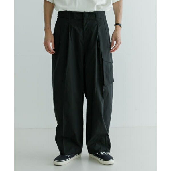 DESCENTE ALLTERRAIN　WIDE CARGO PANTS／アーバンリサーチ（URBAN RESEARCH）