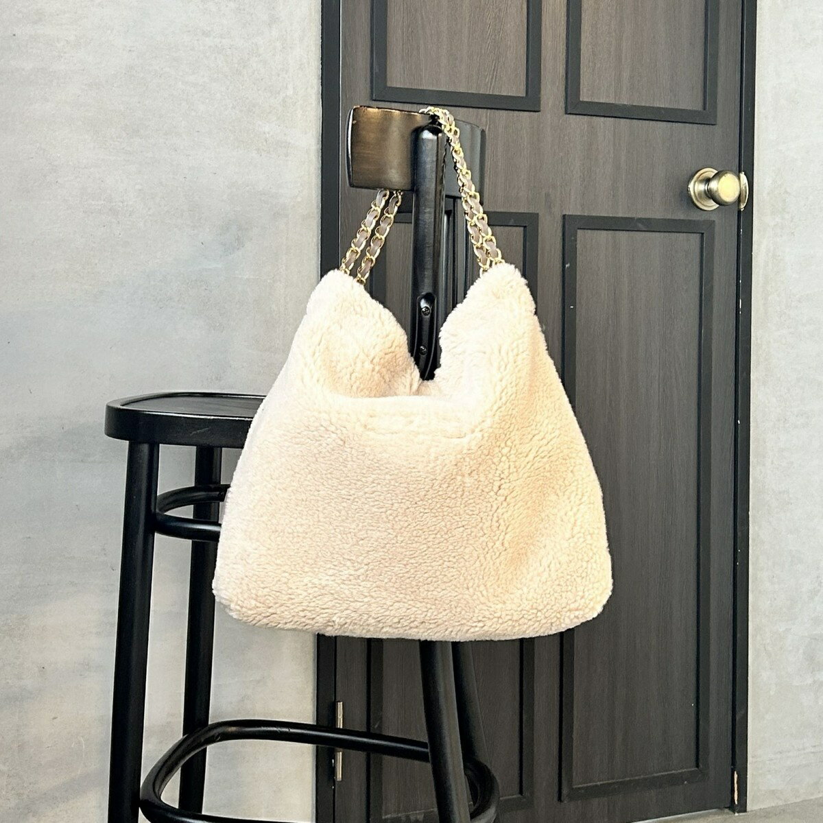 【VIOLAd'ORO】ELMO チェーンボアトートバッグ　V-8680／ロートレアモン（LAUTREAMONT）