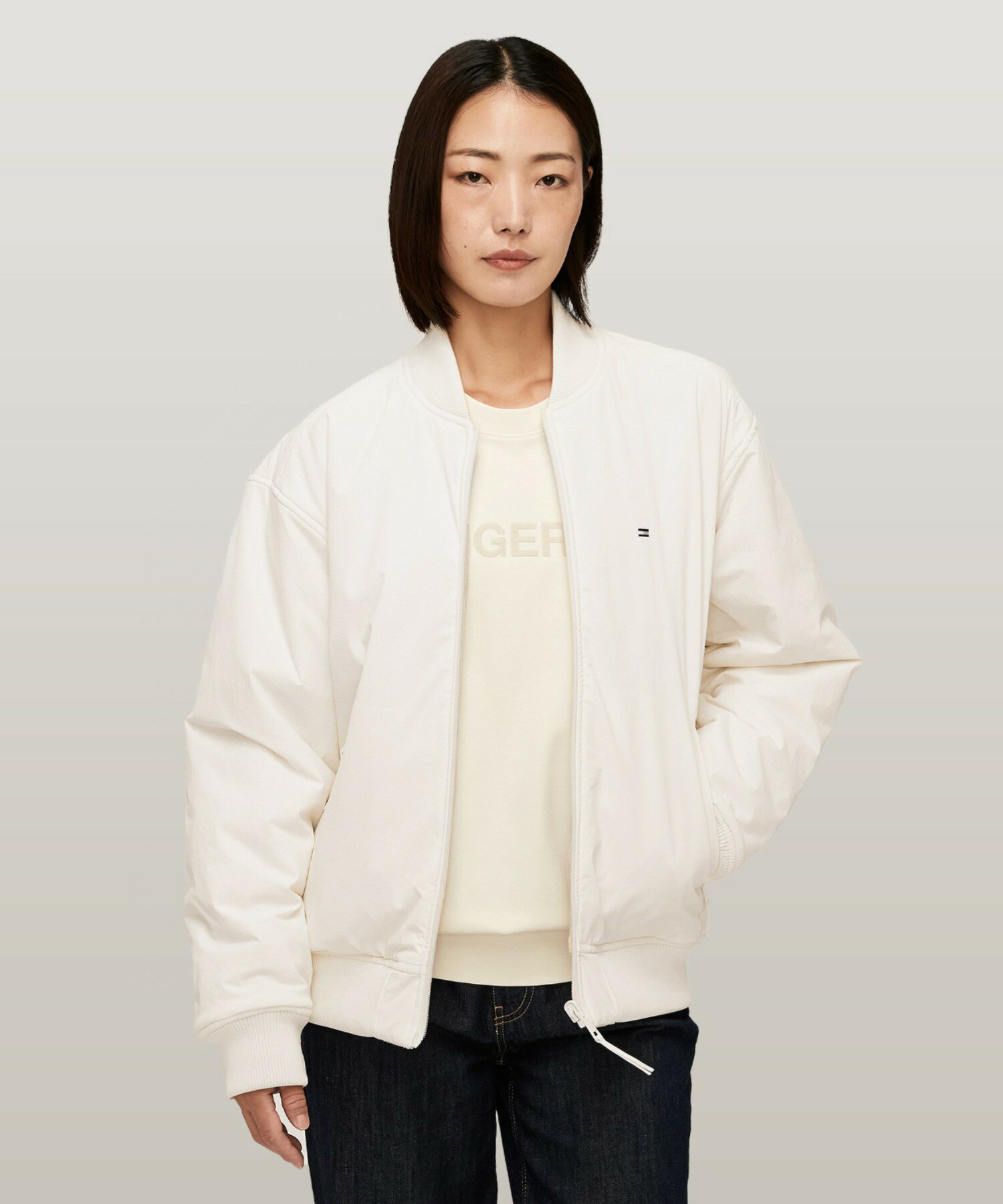 リバーシブルテックボンバージャケット／トミー ヒルフィガー（Tommy Hilfiger）