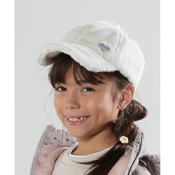 フェイクファーハート刺繍キャップ／シューラルー（SHOOLARUE）