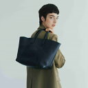 イタリアンレザー大容量ブロッキングトートバッグ ARIANNA /リエンピーレ(RIEMPIRE)(4)